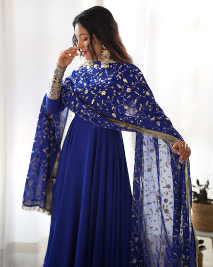 PRESENTING NEW GEORGETTE ANARKALI GOWN