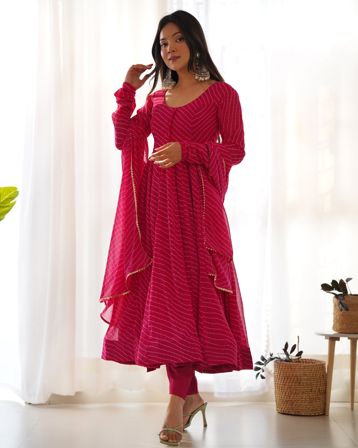 PURE FOX GEORGETTE LAHERIYA PRINT KURTA SET