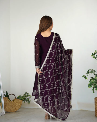 FESTIVAL SEASON BEAUTIFUL PURE BLOOMING RANGOLI SILK KURTA SET