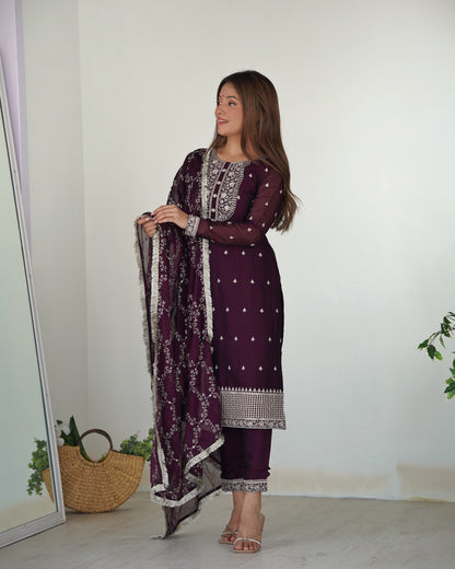 FESTIVAL SEASON BEAUTIFUL PURE BLOOMING RANGOLI SILK KURTA SET
