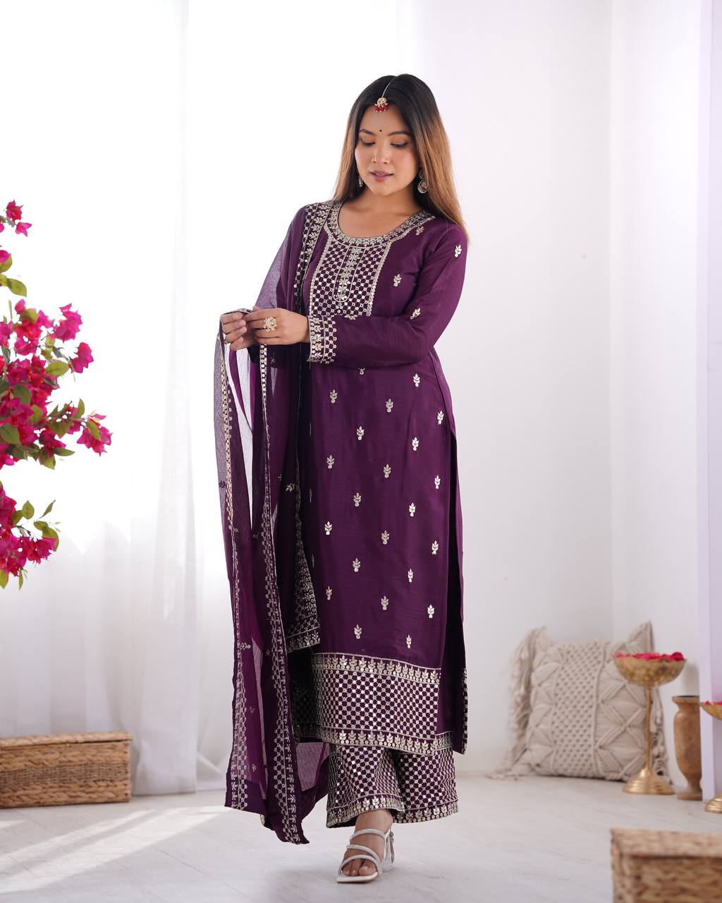 Elegant Pure Chinon Silk Embroidered Kurta Set