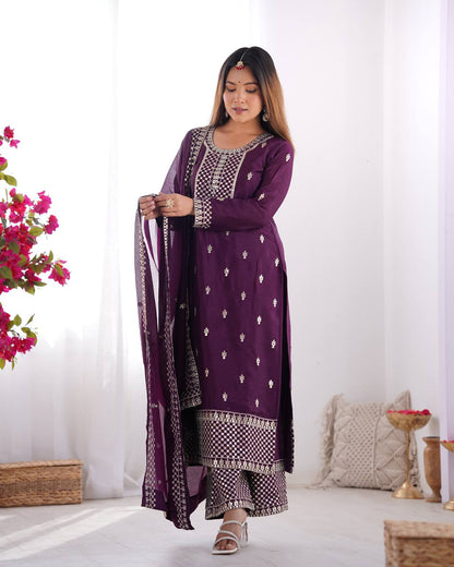 Elegant Pure Chinon Silk Embroidered Kurta Set