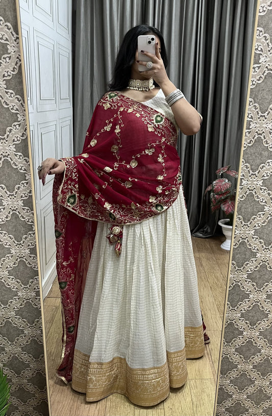 Full Stitch Lehenga Choli with Bandhani Dupatta