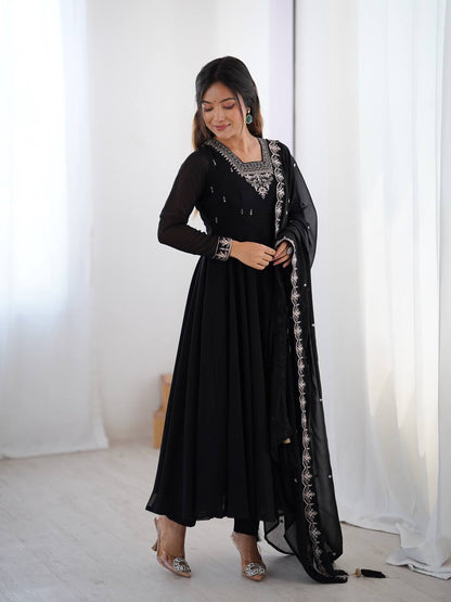 Regal Heavy Fox Georgette Anarkali Set with Dupatta & Pant