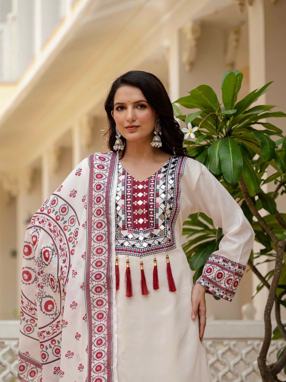 Trendy Mirror Work Maslin Kurti Set