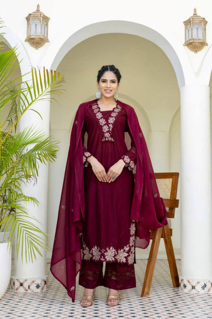 Elegant Reyon Slub Cotton Embroidered Suit Set